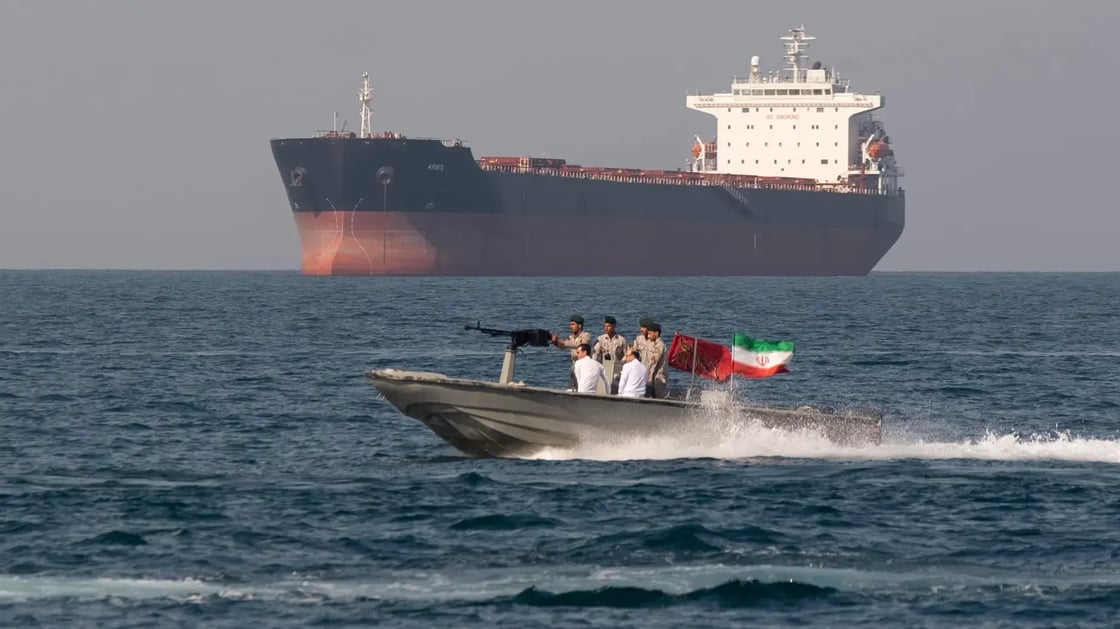 108162405-1750689685731-108162405-1750681542505-gettyimages-1241742205-nikoubazl-iranmili190430_npxNQ